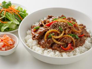 Korean Bulgogi Beef Bowl with Asian Salad and Vietnamese Relish Korean Bulgogi Beef Bowl with Asian Salad and Vietnamese Relish