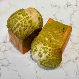 Matcha Crispy Mini Toast