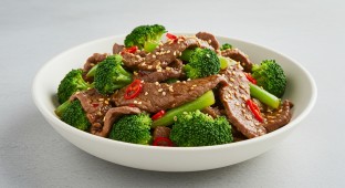 Wok-Tossed Shaking Beef