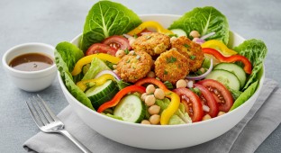 Gobi Entree Salad (Vegan)