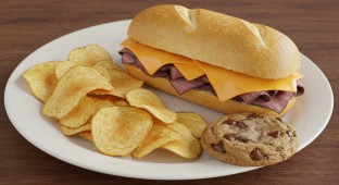 Roast Beef and Cheddar Sandwich Box