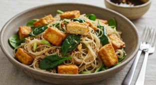 Vermicelli Noodle Salad w/ Spinach and Fried Tofu