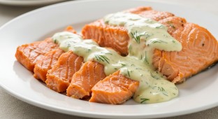 Salmon with Dijon Dill Cream Sauce