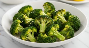 Lemon Pepper Roasted Broccoli