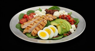 Mission Salad with Chicken Box