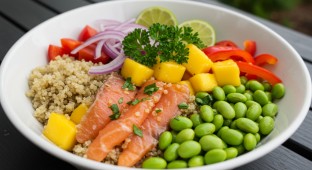 Smoked Salmon California Quinoa Salad