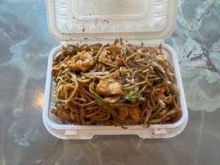 Chicken Lo Mein