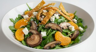 Citrus Arugula Entree Salad with Shiitake Mushroom and Orange Vinaigrette