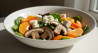 Shiitake Mushrooms Spinach and Mandarin Entree Salad with Asian Vinaigrette
