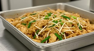 Chicken Pad Thai (Gluten Free)