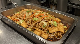 Vegan Tofu Yakisoba