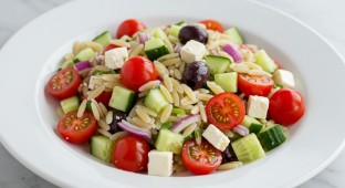 Mediterranean Orzo Pasta Salad