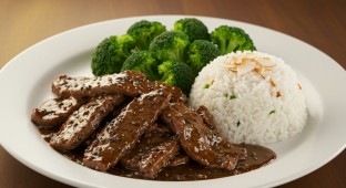 Black Pepper Beef with Coconut Rice and Garlic Broccoli