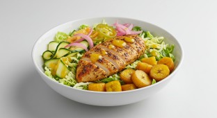 Classic Salad with Chicken Boxed Meal