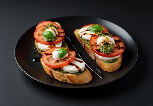 Caprese Crostini with Balsamic Vinegar