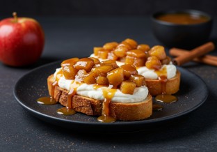 Cinnamon Apple Crostini with Mascarpone and Caramel Sauce