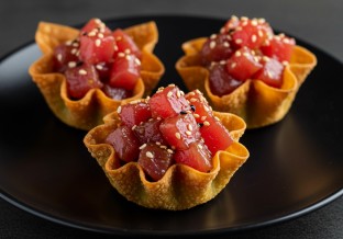 Mini Tuna Poke Bowls