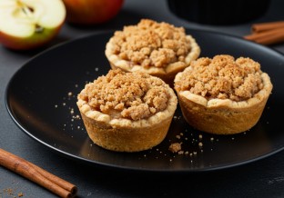 Warm Apple Crumb Pie