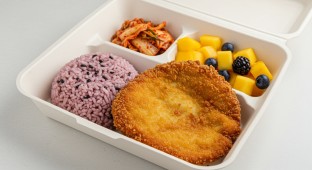 Fish Cutlet Box with Kimchi
