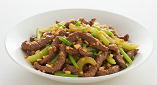 Beef with Garlic Sauce