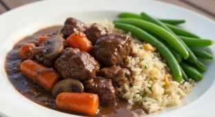 Beef Bourguignon with Garlic Rice Pilaf and Green Beans