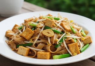 Tiparos' Noodles Delight