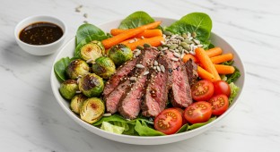 Flank Steak House Salad Bowl w/ Balsamic Vinaigrette