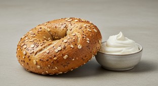 Multi-Grain Bagel & Cream Cheese