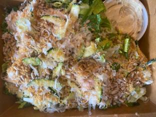 Chicken Caesar Salad Boxed Meal (16oz)