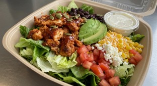 BBQ Chopped Chicken Entree Salad with Ranch Dressing