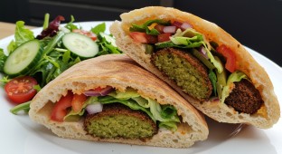 Falafel Sandwich Box with Spicy Sauce