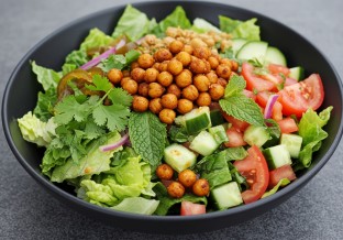 Chopped Salad with Chickpeas