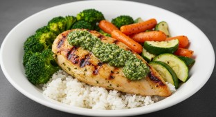 Pesto Cilantro Chicken with Rice