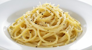 Cacio e Pepe Pasta