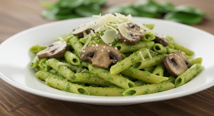Gluten Free Spinach Pesto Pasta