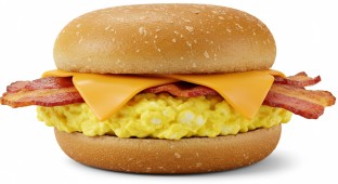 Gluten Free Bacon Breakfast Sandwich