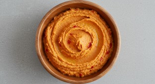 Roasted Red Pepper Hummus
