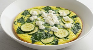 Baked Spinach and Zucchini Egg White Frittata