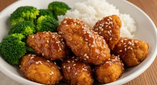 Sesame Chicken with Jasmine Rice and Steamed Broccoli