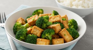 Tofu and Broccoli with Jasmine Rice