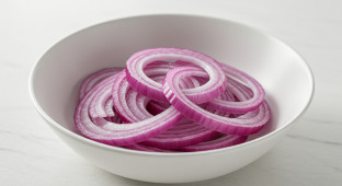 Red Bermuda onion