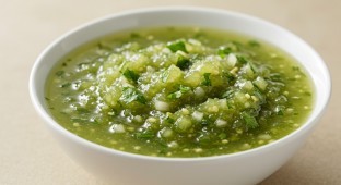 Salsa Green
