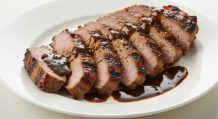 Grilled Lemongrass Pork Sirloin with Black Pepper Sauce