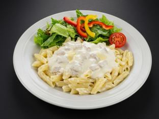 Alfredo and Garden Salad