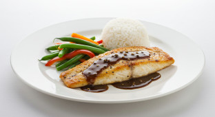 Pan Seared Red Snapper with Black Pepper Sauce
