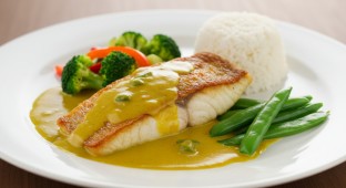 Pan Seared Red Snapper with Red Curry Sauce