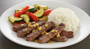 Grill Marinated Angus Top Sirloin with Garlic Sauce