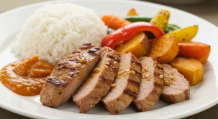 Grilled Lemongrass Pork Sirloin with Jaew Sauce