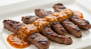 Grill Marinated Angus Top Sirloin with Thai Jaew Sauce