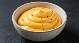 Mae Ploy Sriracha Mayo